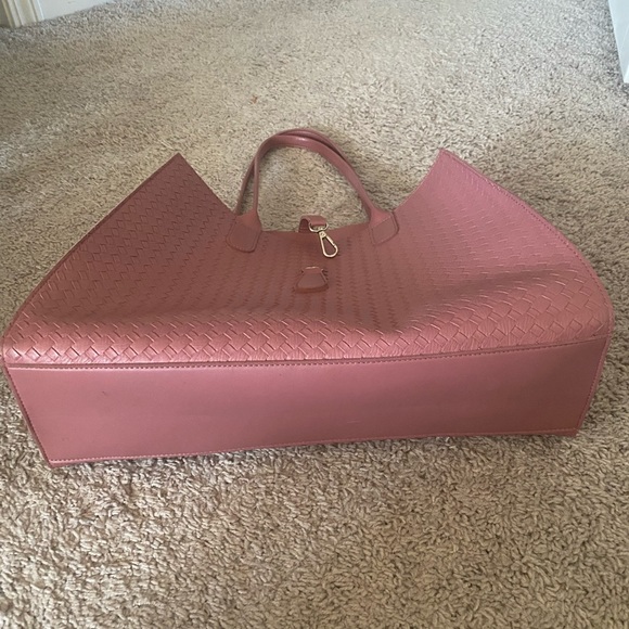 Mauve colored Ulta tote bag - Picture 2 of 5
